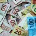 Caixa libera empréstimo de até R$ 100 mil para negativados; veja regras