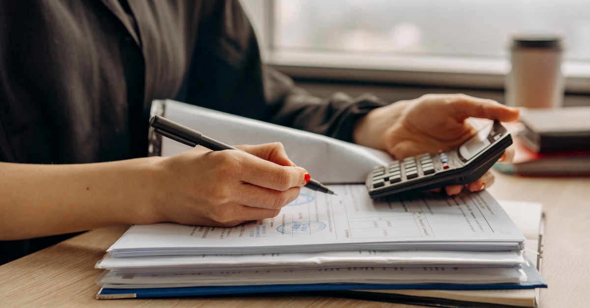 Profissões que não são concorridas e pagam muito bem; Profissões mais fáceis de arrumar emprego; Profissões menos concorridas do mercado.
