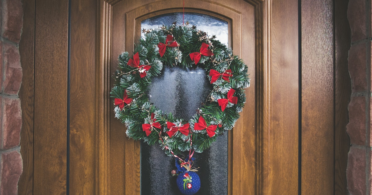 Natal: qual é o significado da Guirlanda que colocamos na porta?