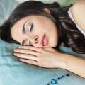 7 razões para começar a dormir mais cedo; conheça os benefícios