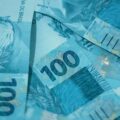 Salário mínimo deve chegar a R$ 1.389 em 2024, segundo governo