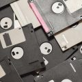 Você sabe o que é um disquete? Conheça o arquivo digital dos anos 90