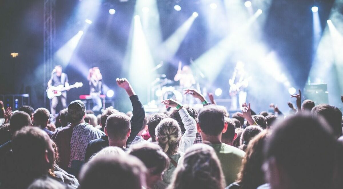 Estas pessoas poderão pagar meia em eventos culturais e esportivos