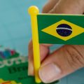 Brasil sobe cinco posições no Ranking Mundial de Felicidade; veja critérios