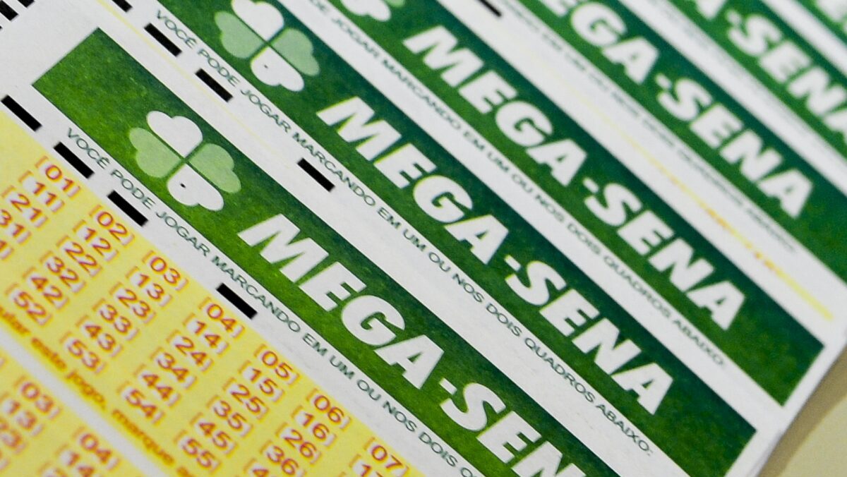 Mega-Sena 2847 sorteia R$ 45 milhões: quanto rende na poupança?