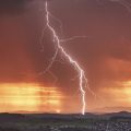 Vem aí tempestade e chuva forte em mais de 2 mil cidades, avisa INMET