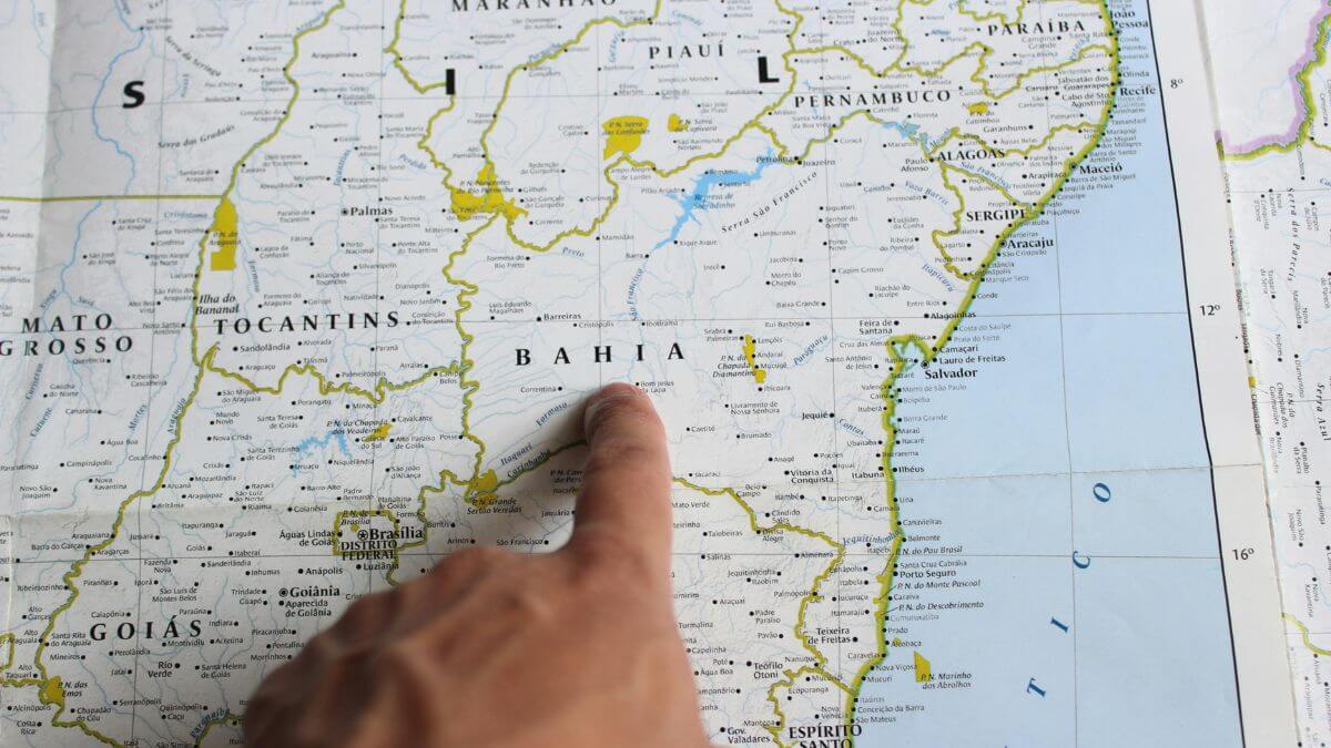 Estado com maior número de divisas, Bahia, Divisas