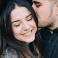 Quantas pessoas você conhece até encontrar o amor, segundo a ciência?